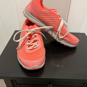 Avia Cantilever Running shoes Sz 9.5